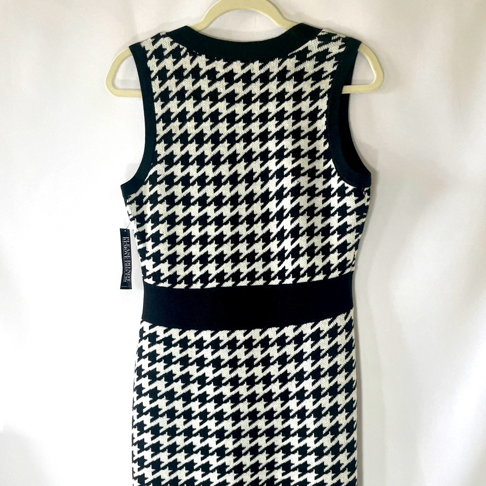 Houndstooth Plaid Knit Dress